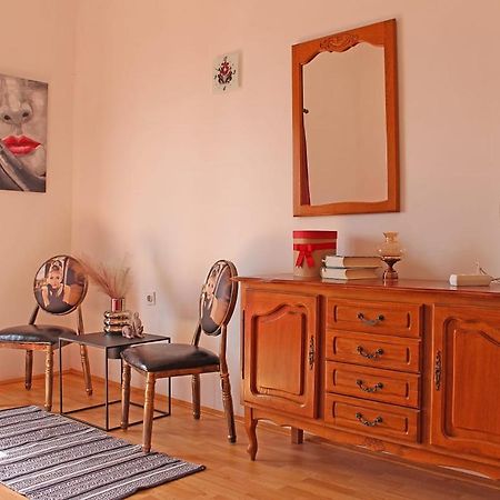 Apartments Gabriela Drvenik  Extérieur photo